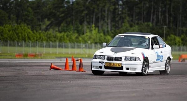 M52B28 2.8 swapped BMW E36 autocross car racing in STX class.